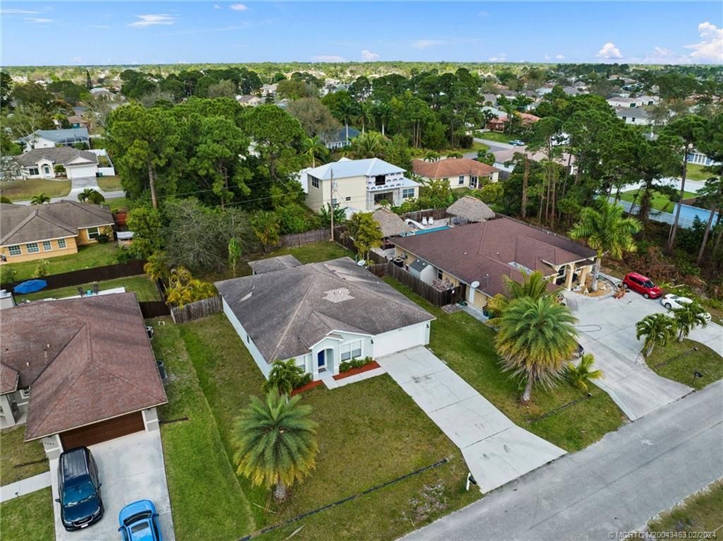 Photo of 1631 SW Buttercup Avenue, Port Saint Lucie, FL 34953 (MLS # M20043463)