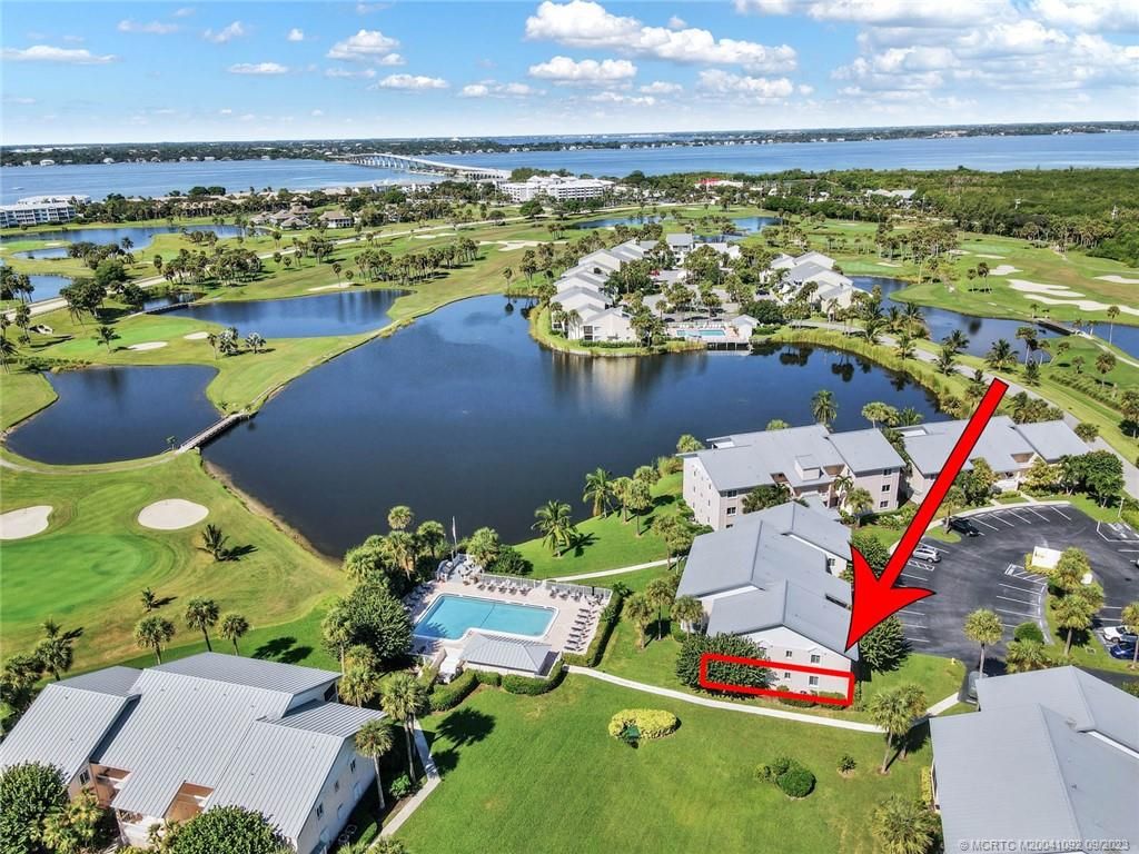 Photo of 534 NE Plantation Road #4601, Stuart, FL 34996 (MLS # M20041092)