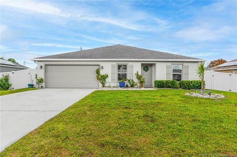 Homes For Sale - 549 SW Prado Avenue<br/> Saint Lucie County, Port St. Lucie, FL 34983