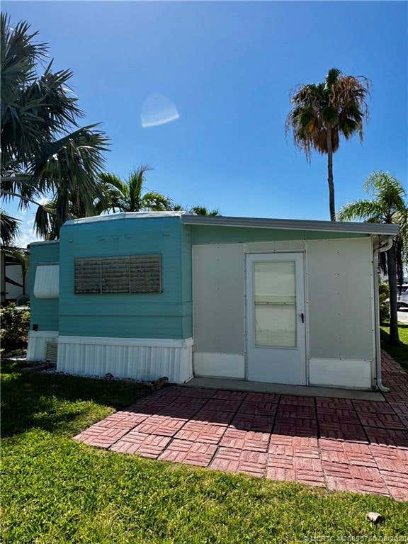 Photo of 466 Nettles Boulevard, Jensen Beach, FL 34957 (MLS # M20055760)