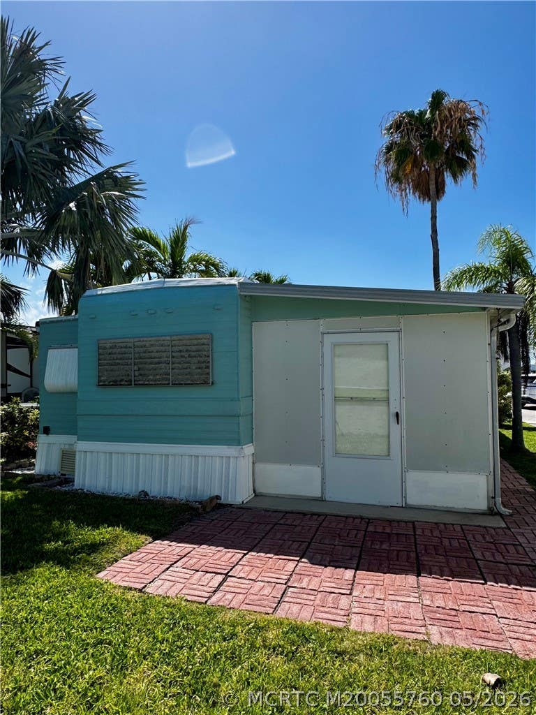 Photo of 466 Nettles Boulevard, Jensen Beach, FL 34957 (MLS # M20055760)