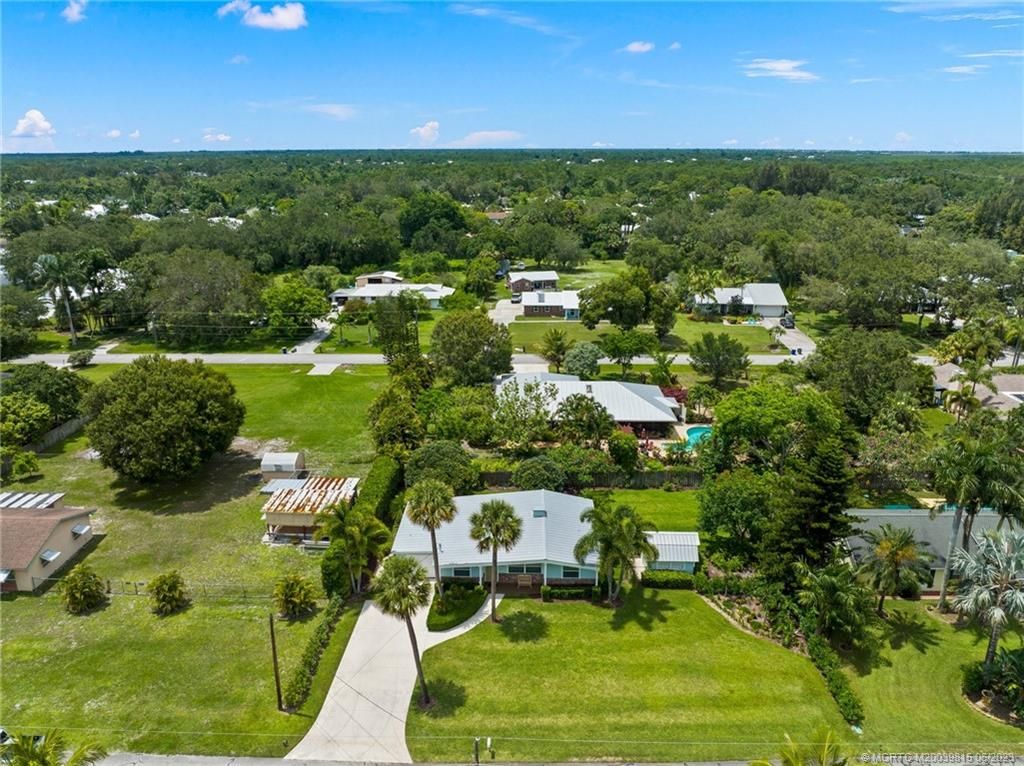 Photo of 429 SW Harbor Street, Stuart, FL 34997 (MLS # M20039815)