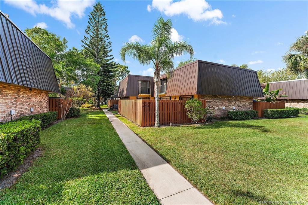 Photo of 6003 SE Windsong Lane, Stuart, FL 34997 (MLS # M20038825)