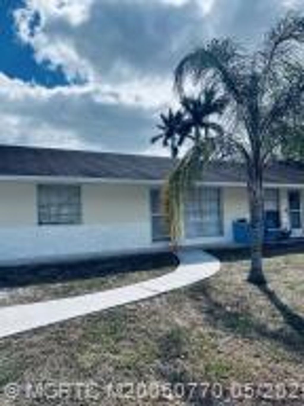 Photo of 4409 SE Hamilton Lane #4409, Stuart, FL 34997 (MLS # M20050770)