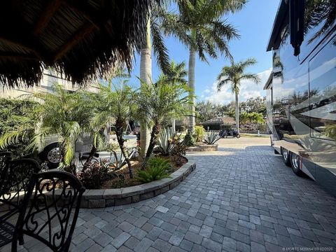 254 NW Hazard Way Port St Lucie FL 34986