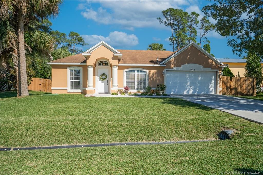 Photo of 1073 SW Dalton Avenue, Port Saint Lucie, FL 34953 (MLS # M20043178)