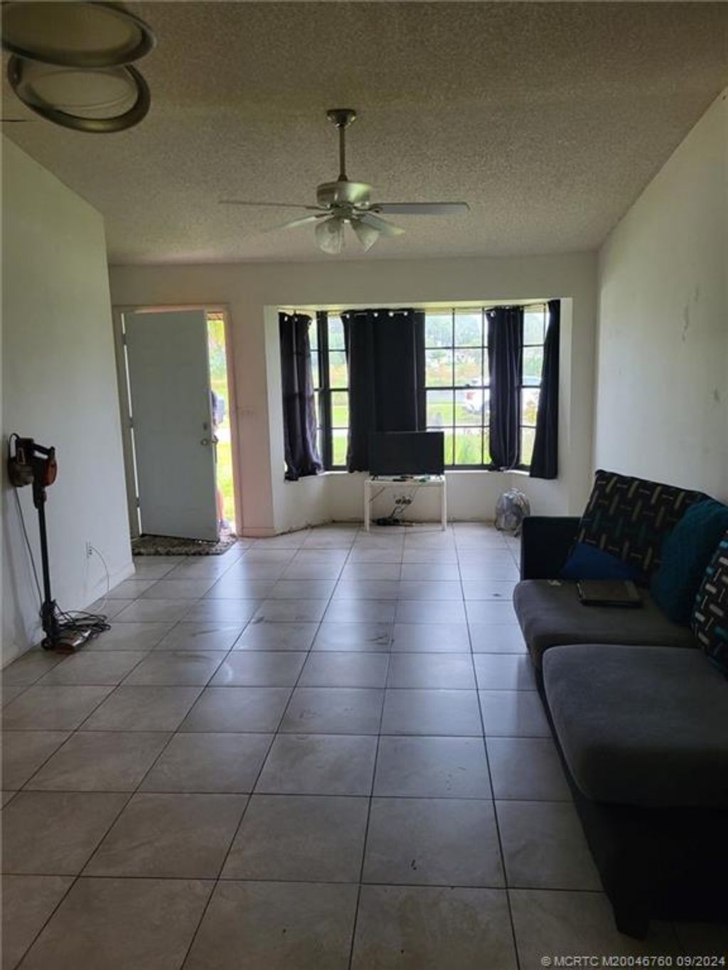 Photo of 456 NW Byron Street, Port Saint Lucie, FL 34983 (MLS # M20046760)