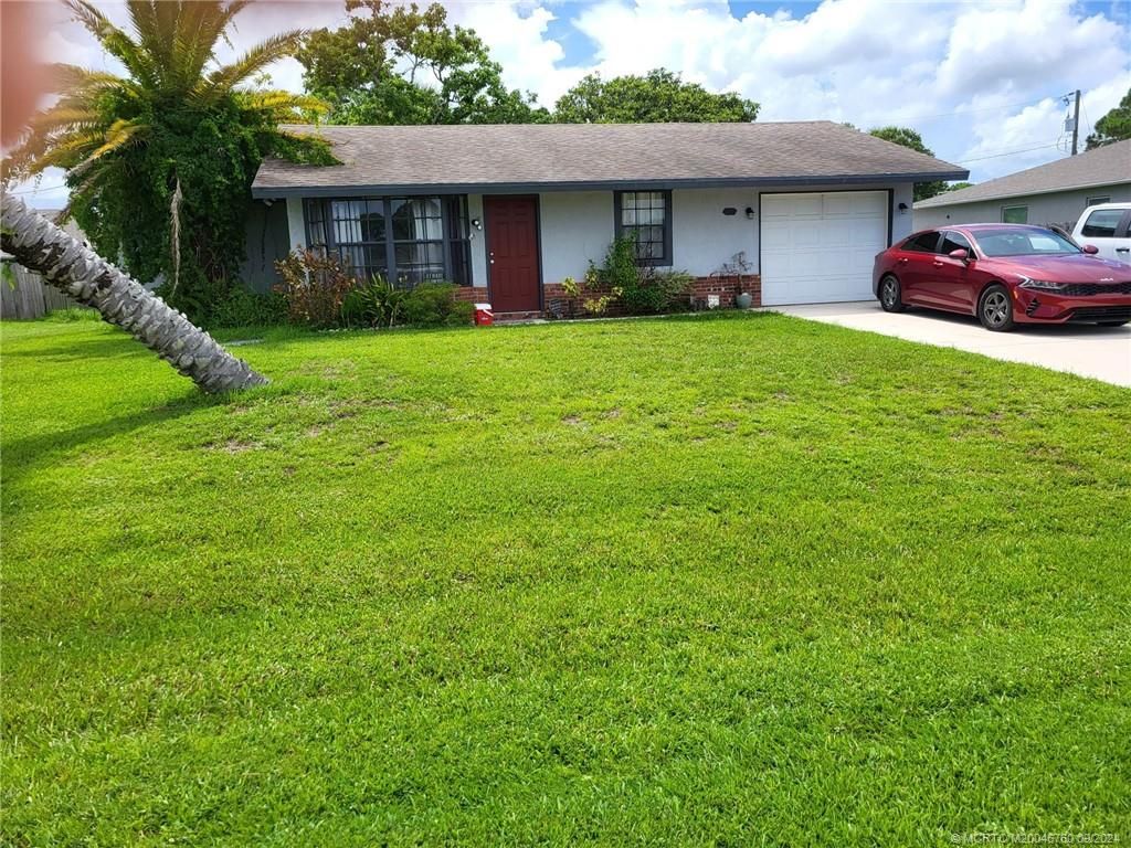 Photo of 456 NW Byron Street, Port Saint Lucie, FL 34983 (MLS # M20046760)