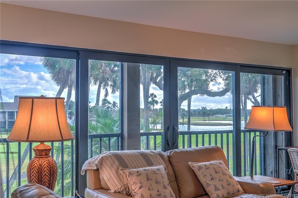 Stuart, Florida 34996, United States, 3 Bedrooms Bedrooms, ,3 BathroomsBathrooms,Residential,Active,70202