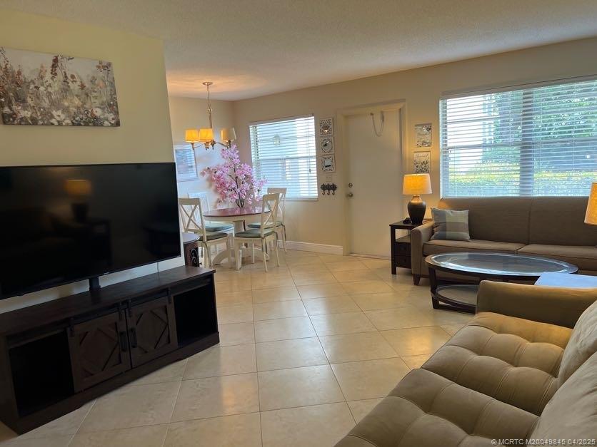 Stuart, Florida 34996, United States, 1 Bedroom Bedrooms, ,2 BathroomsBathrooms,Residential,Coming Soon,96177