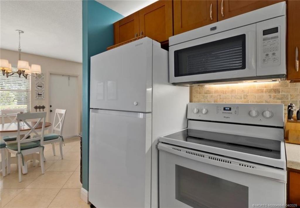 Stuart, Florida 34996, United States, 1 Bedroom Bedrooms, ,2 BathroomsBathrooms,Residential,Coming Soon,96177