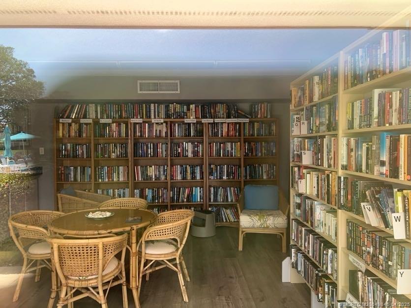 Stuart, Florida 34996, United States, 1 Bedroom Bedrooms, ,2 BathroomsBathrooms,Residential,Coming Soon,96177