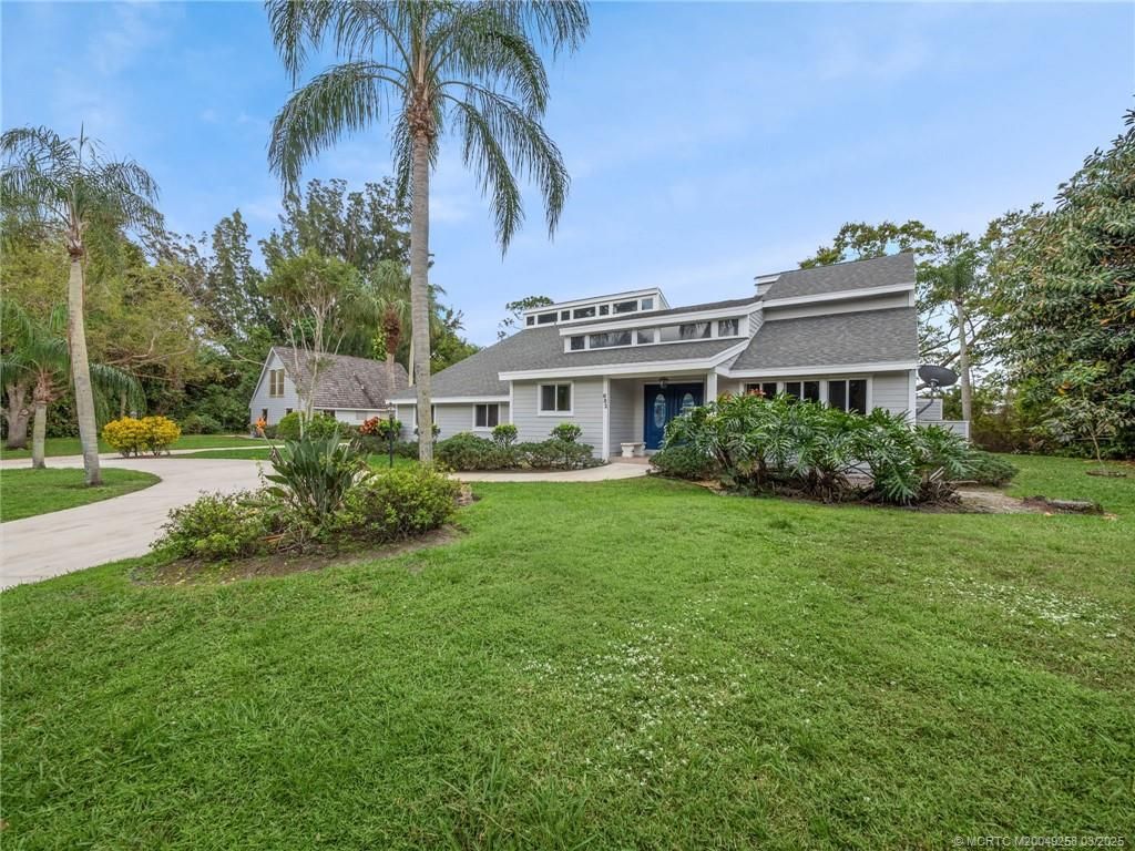 Photo of 682 SW Falcon Street, Palm City, FL 34990 (MLS # M20049258)