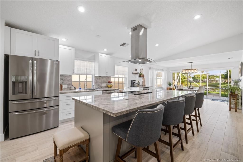 Photo of 2837 SW Ridgewood Place, Palm City, FL 34990 (MLS # M20043620)