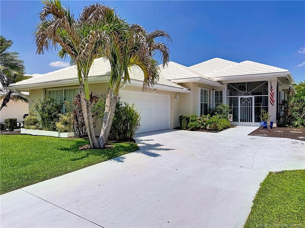 Photo of 415 SW Fairway Landing Landing, Port Saint Lucie, FL 34986 (MLS # M20055553)