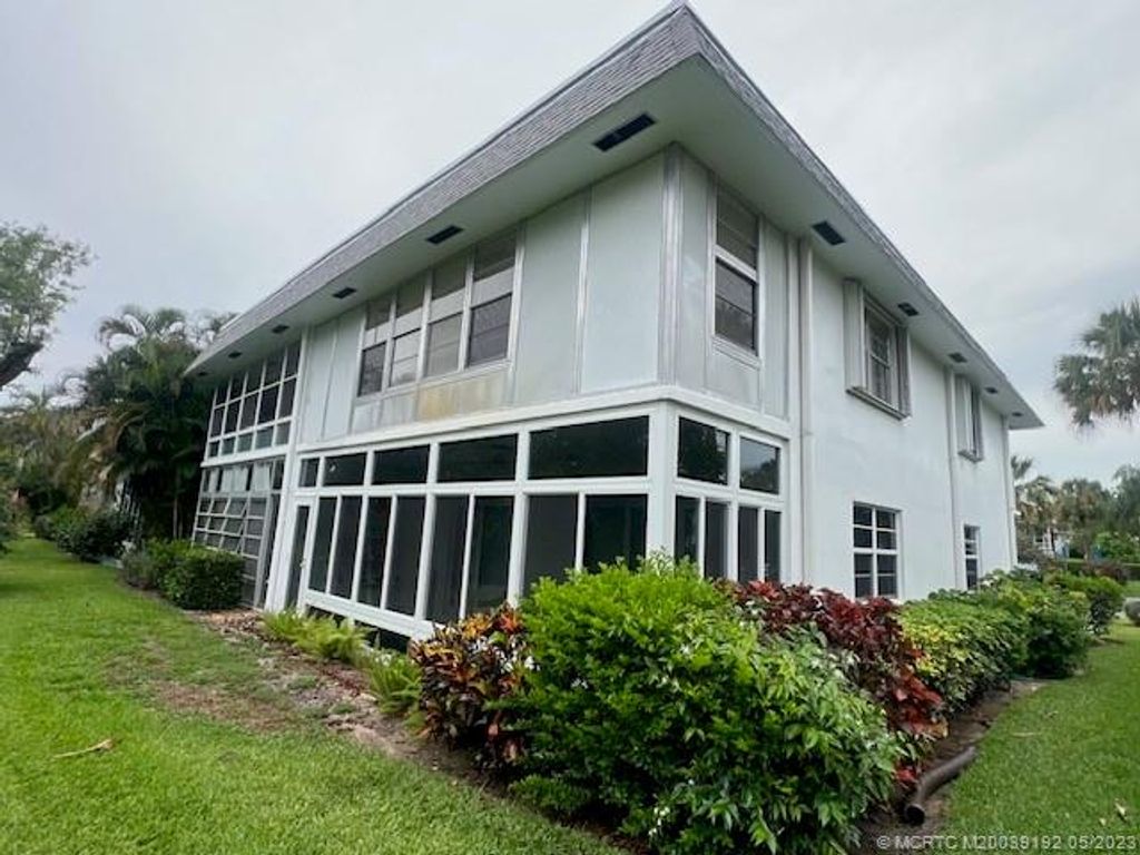 Photo of 2929 SE Ocean Boulevard #123-10, Stuart, FL 34996 (MLS # M20039192)