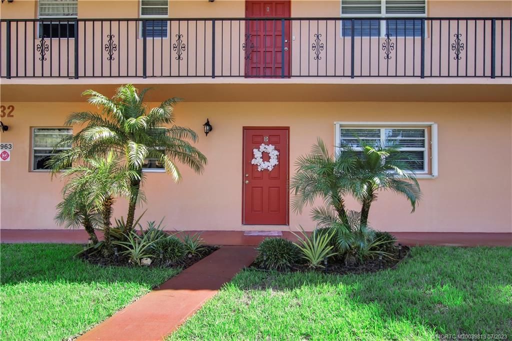 Photo of 1963 SW Palm City Road #D, Stuart, FL 34994 (MLS # M20039813)