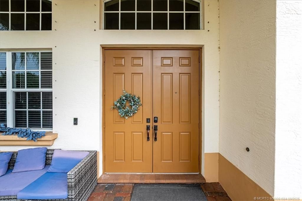 Photo of 1053 SE Fleming Way, Stuart, FL 34997 (MLS # M20051684)