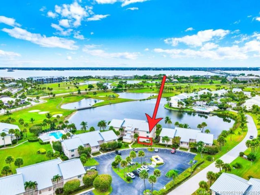 Photo of 544 NE Plantation Road #4704, Stuart, FL 34996 (MLS # M20052198)