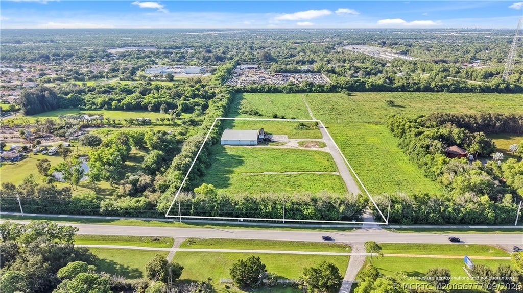 Photo of 2005 SE Cove Road, Stuart, FL 34997 (MLS # M20056777)