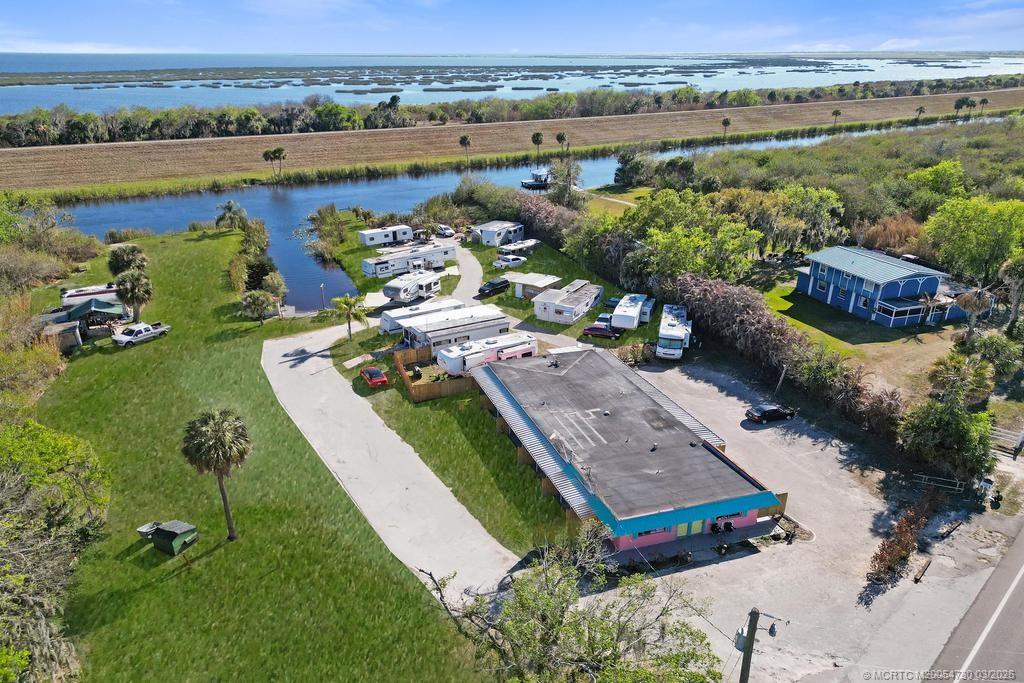 1422 US Highway 441 Way SE 32