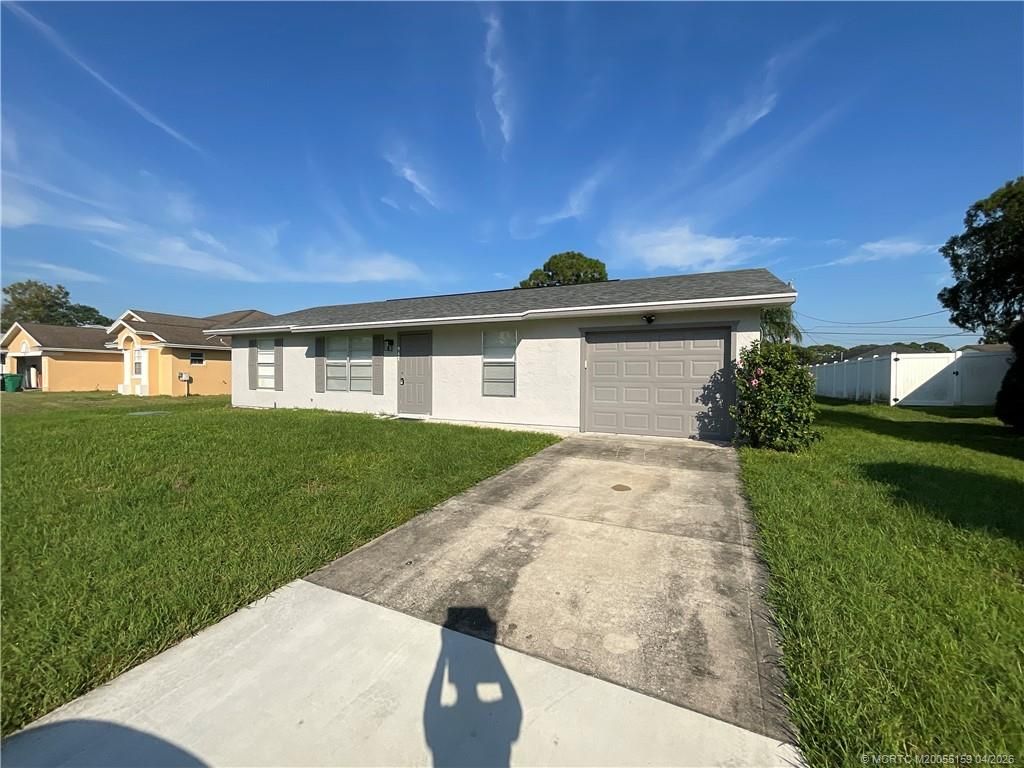 Photo of 941 SW Fenway Road, Port Saint Lucie, FL 34953 (MLS # M20055159)