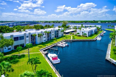 Condo For Rent - 1950 SW Palm City Road #3-306<br/> Stuart, FL 34994
