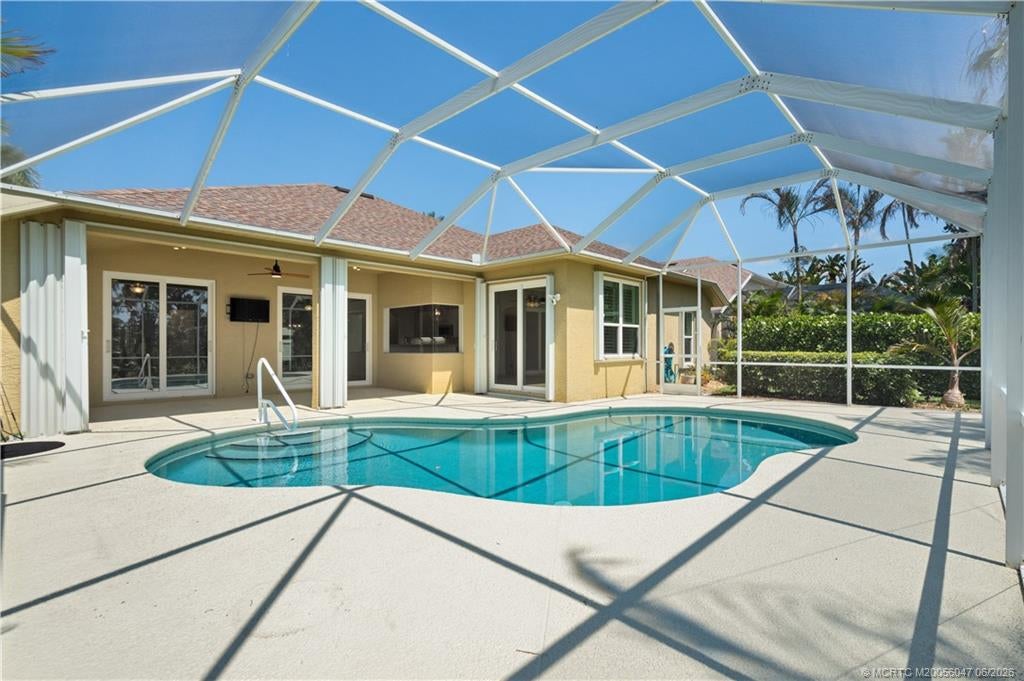 Photo of 371 NW Emilia Way, Jensen Beach, FL 34957 (MLS # M20056047)