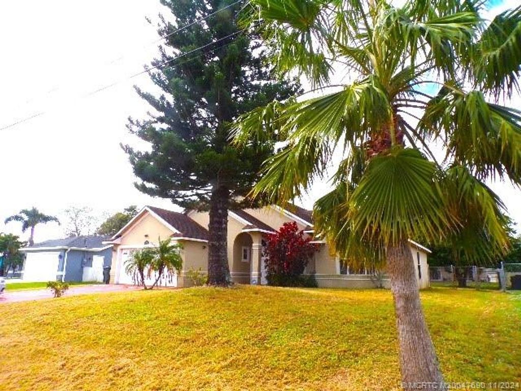 Photo of 4226 SW Jarmer Road, Port Saint Lucie, FL 34953 (MLS # M20047690)