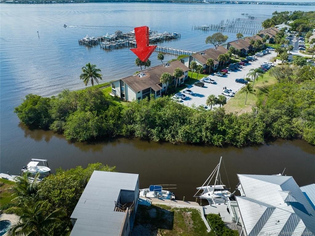 Photo of 1600 NE Dixie Highway #8-203, Jensen Beach, FL 34957 (MLS # M20038221)