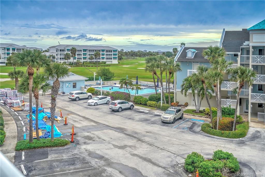 Stuart, Florida 34996, United States, 2 Bedrooms Bedrooms, ,2 BathroomsBathrooms,Residential,Pending,93349