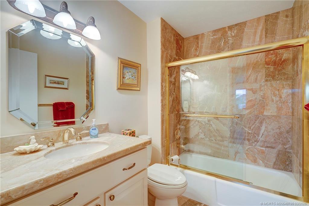 Stuart, Florida 34996, United States, 2 Bedrooms Bedrooms, ,2 BathroomsBathrooms,Residential,Pending,93349