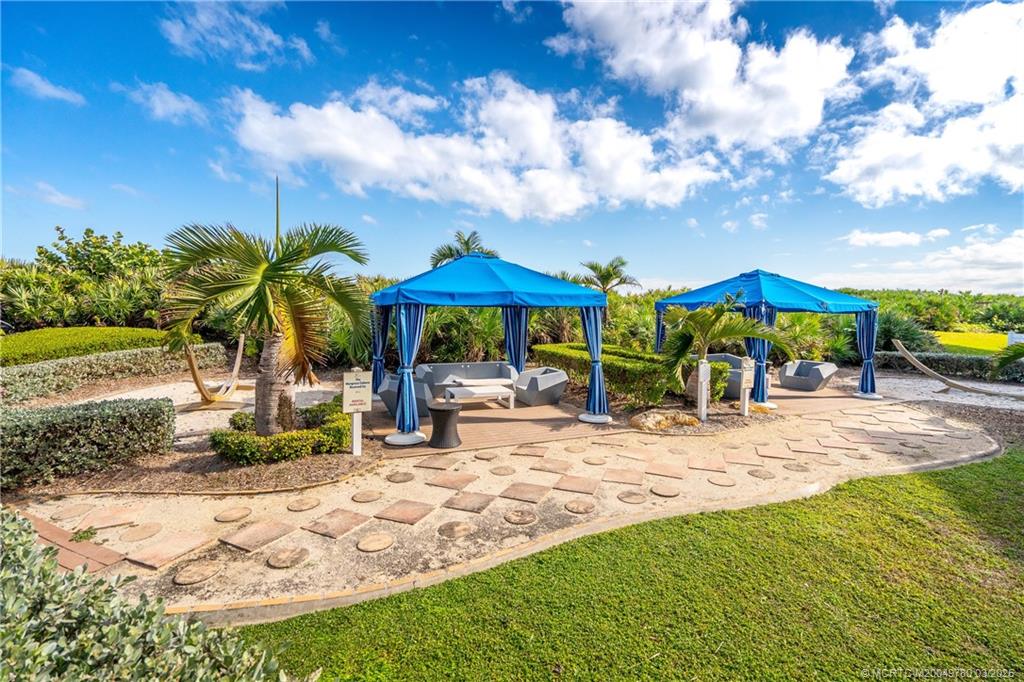 Stuart, Florida 34996, United States, 2 Bedrooms Bedrooms, ,2 BathroomsBathrooms,Residential,Pending,93349