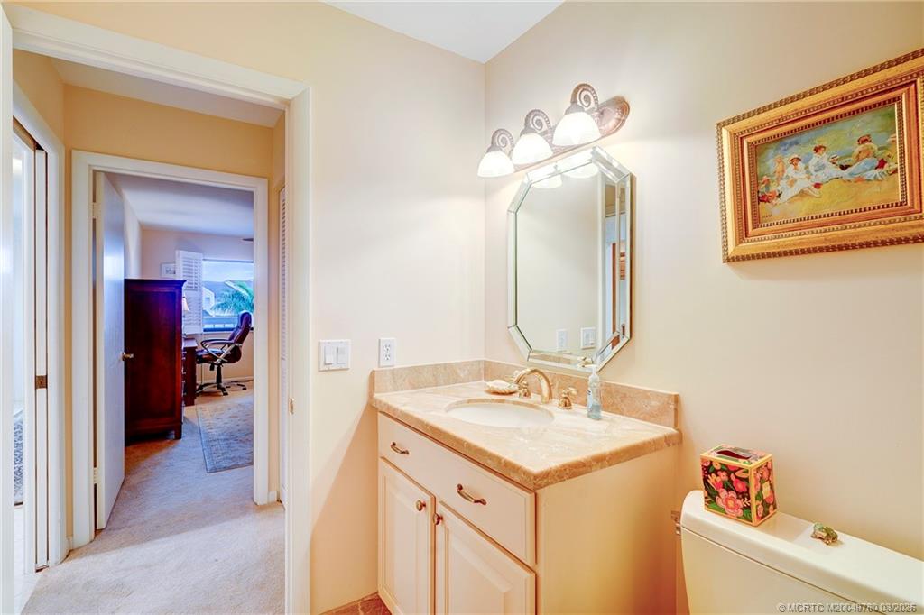 Stuart, Florida 34996, United States, 2 Bedrooms Bedrooms, ,2 BathroomsBathrooms,Residential,Pending,93349