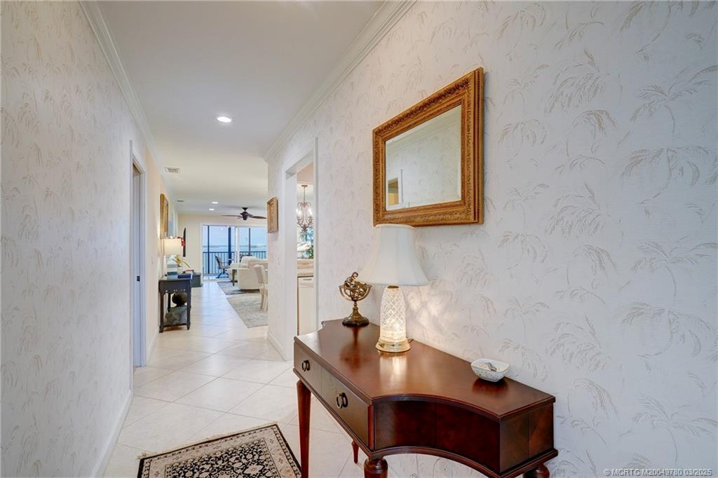 Stuart, Florida 34996, United States, 2 Bedrooms Bedrooms, ,2 BathroomsBathrooms,Residential,Pending,93349