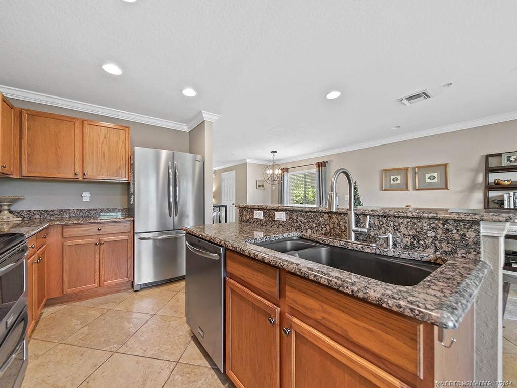 Stuart, Florida 34997, United States, 3 Bedrooms Bedrooms, ,3 BathroomsBathrooms,Residential,Active,25053