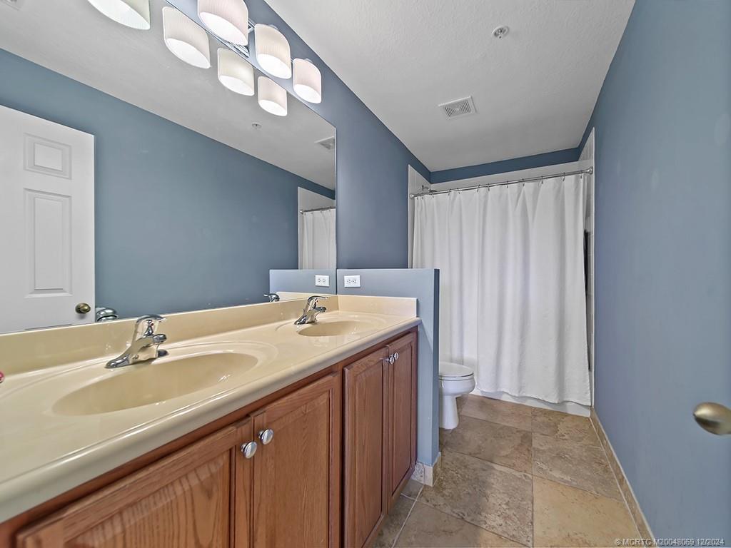 Stuart, Florida 34997, United States, 3 Bedrooms Bedrooms, ,3 BathroomsBathrooms,Residential,Active,25053