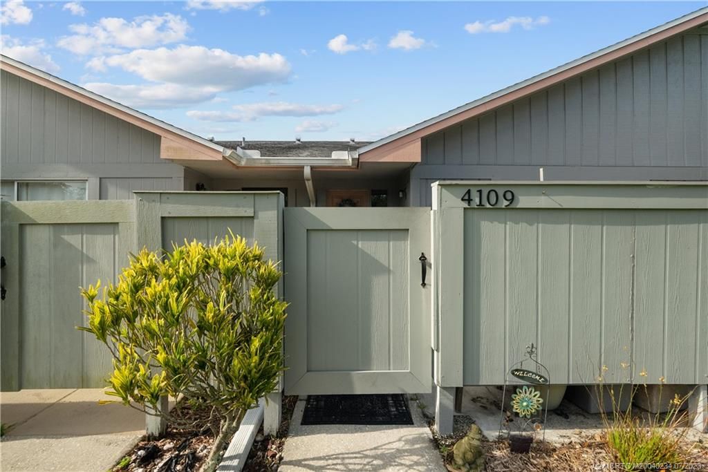 Photo of 4109 NW Cinnamon Tree Circle, Jensen Beach, FL 34957 (MLS # M20040234)