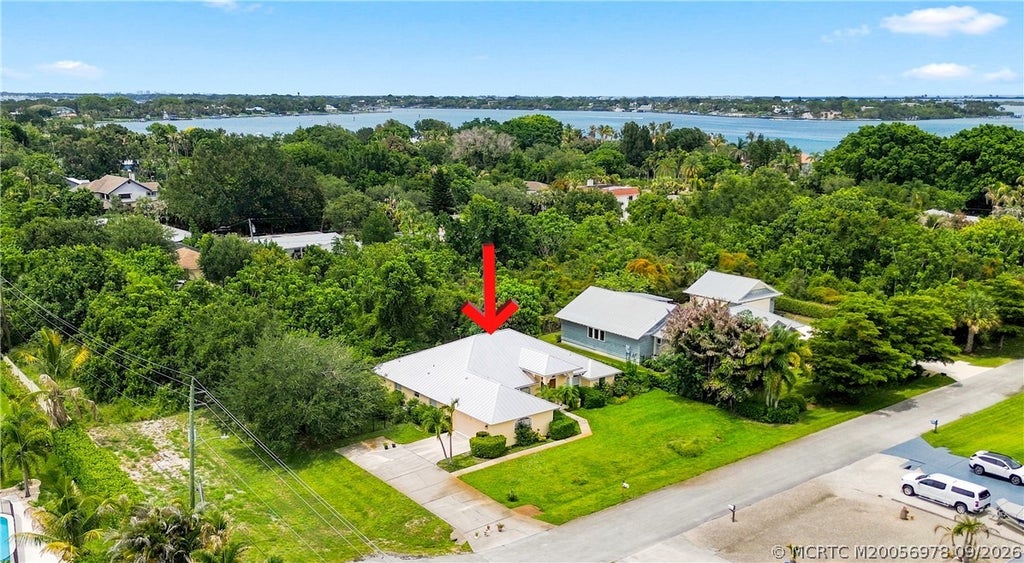 Photo of 4081 SE Newton Street, Stuart, FL 34997 (MLS # M20056978)