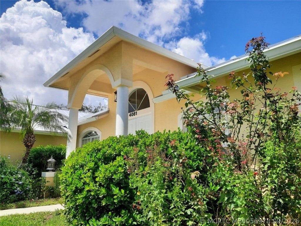 Photo of 4081 SE Newton Street, Stuart, FL 34997 (MLS # M20056978)