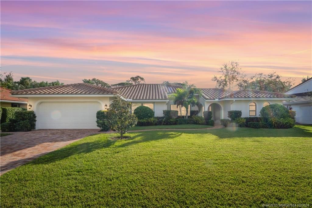 Photo of 2261 SW Starling Drive, Palm City, FL 34990 (MLS # M20047524)