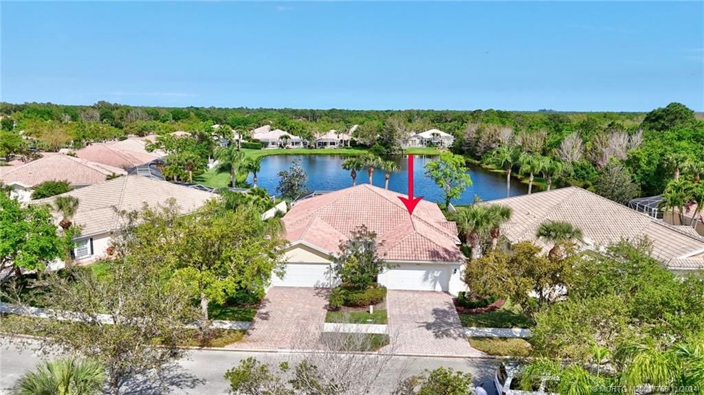 Photo of 8557 SE Retreat Drive, Hobe Sound, FL 33455 (MLS # M20047766)