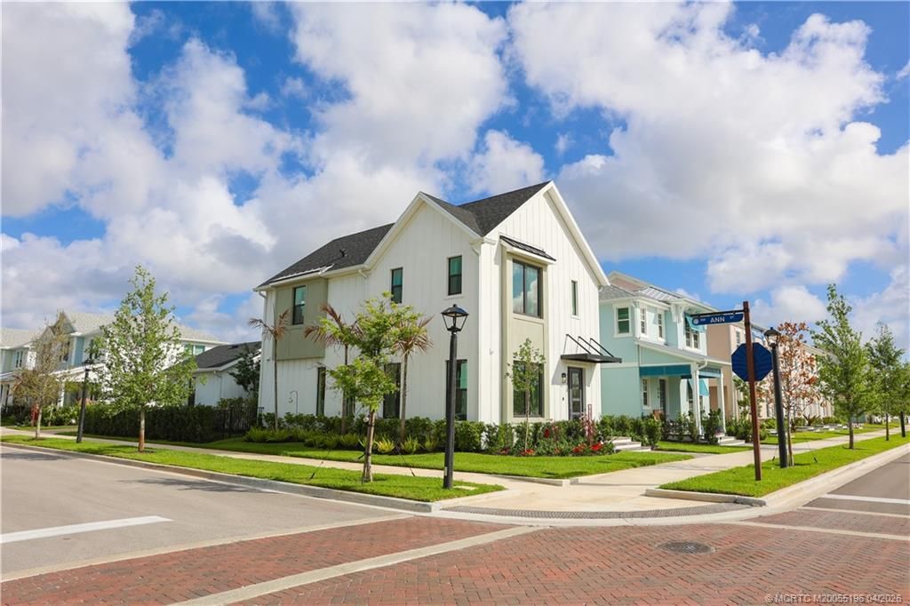 Photo of 950 SW Prairie Avenue, Palm City, FL 34990 (MLS # M20055196)