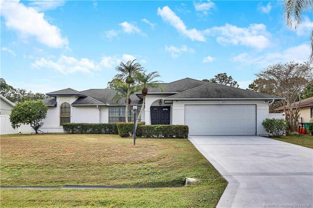 Photo of 366 SW Eyerly Avenue, Port Saint Lucie, FL 34983 (MLS # M20053222)