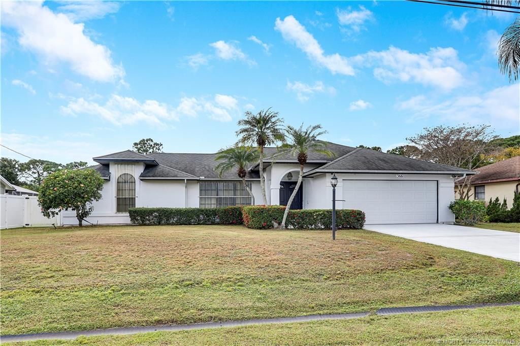 Photo of 366 SW Eyerly Avenue, Port Saint Lucie, FL 34983 (MLS # M20053222)