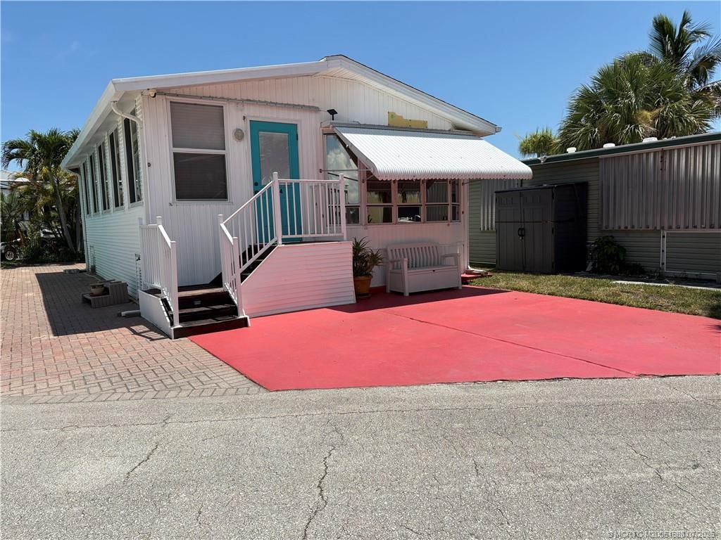 Photo of 1214 Nettles Boulevard, Jensen Beach, FL 34957 (MLS # M20051588)