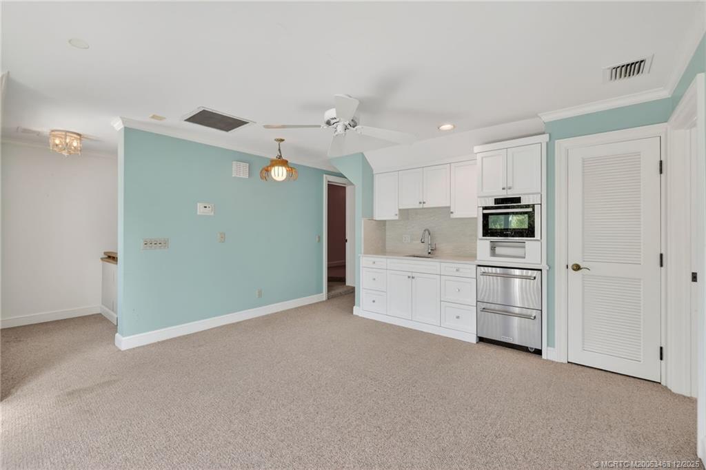 Stuart, Florida 34996, United States, 5 Bedrooms Bedrooms, ,6 BathroomsBathrooms,Residential,Active,257338