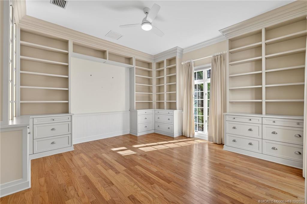 Stuart, Florida 34996, United States, 5 Bedrooms Bedrooms, ,6 BathroomsBathrooms,Residential,Active,257338