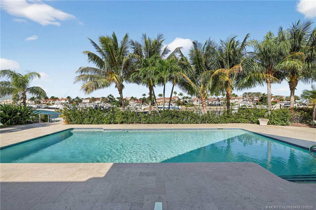 Stuart, Florida 34996, United States, 5 Bedrooms Bedrooms, ,6 BathroomsBathrooms,Residential,Active,257338