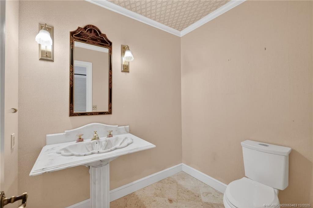 Stuart, Florida 34996, United States, 5 Bedrooms Bedrooms, ,6 BathroomsBathrooms,Residential,Active,257338